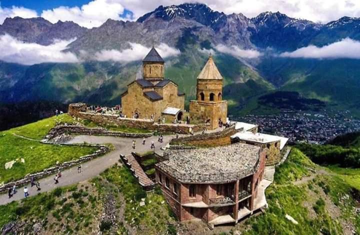 Hotel Kazbegi 1 Kültér fotó
